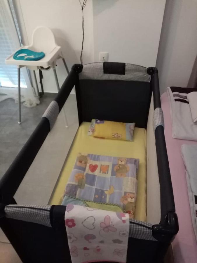 נאוי אפיבטיי Apartment By The Beach - Nei Epivates מראה חיצוני תמונה