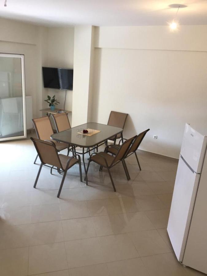 נאוי אפיבטיי Apartment By The Beach - Nei Epivates מראה חיצוני תמונה