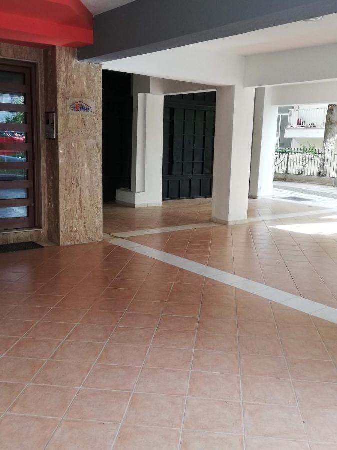 נאוי אפיבטיי Apartment By The Beach - Nei Epivates מראה חיצוני תמונה
